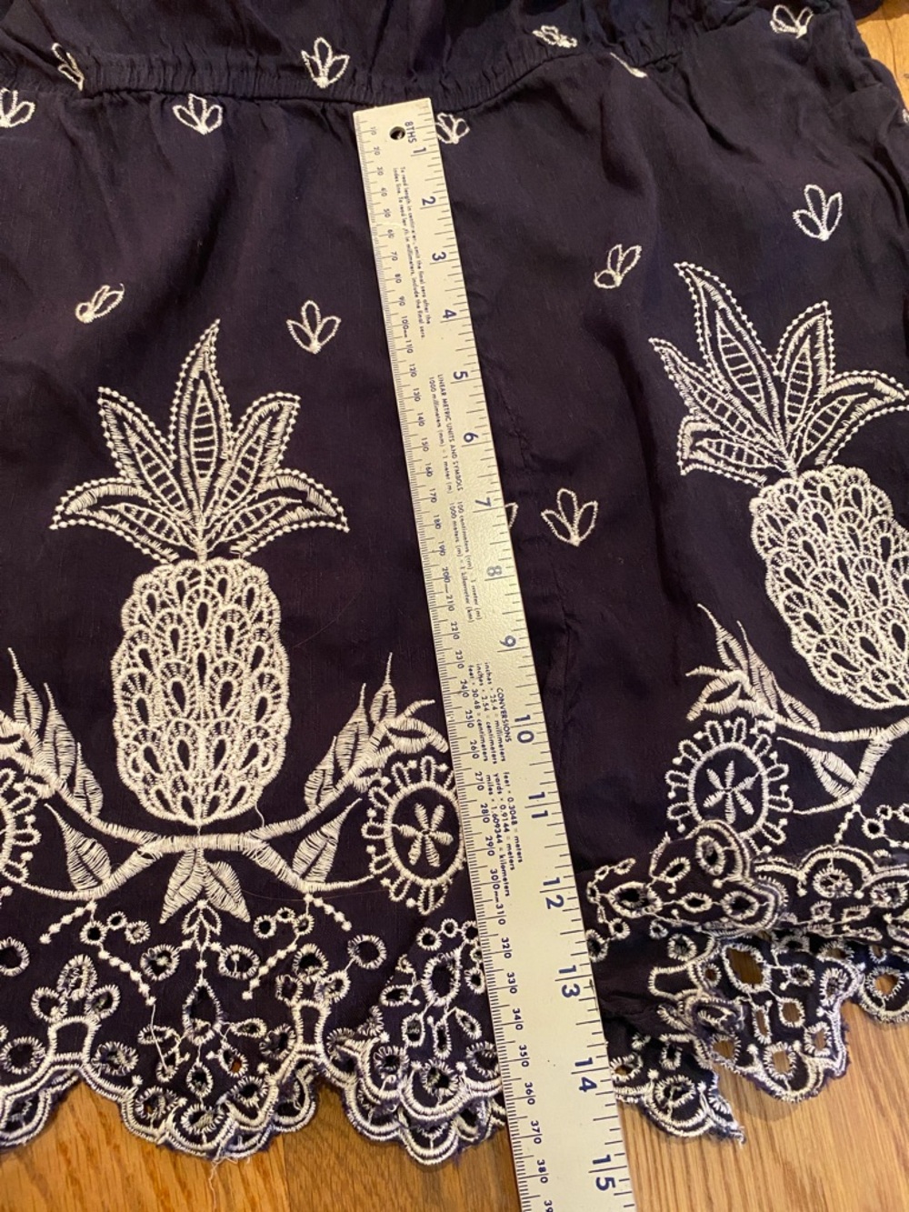 Farm Rio Anthropologie Linen Blend Pineapple Embroidered Romper Size M - Picture 9 of 10